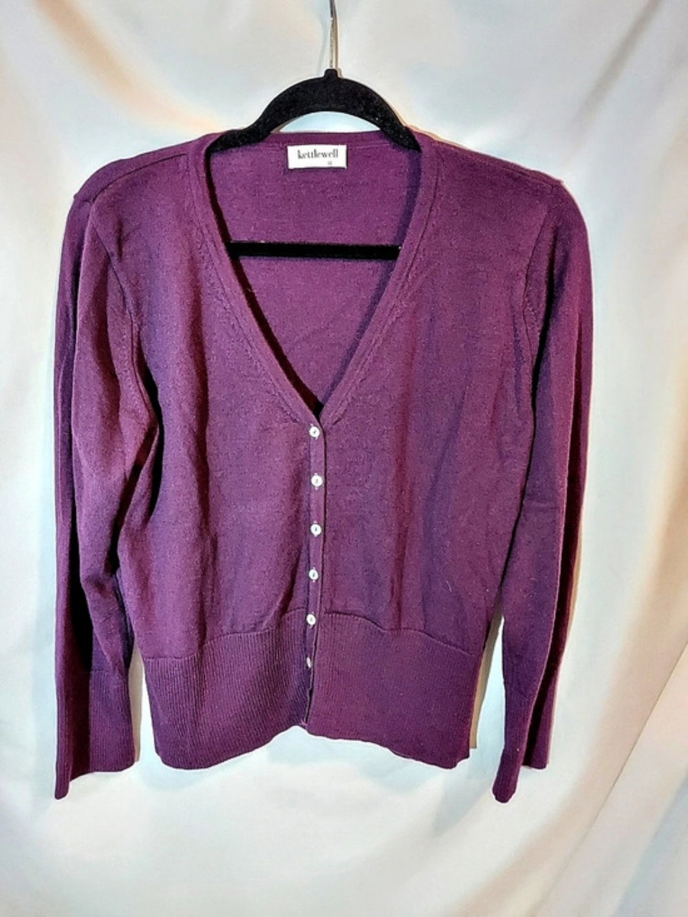 Kettlewell Colors 100% Merino Wool V-Neck Cardigan Sweater Plum Damson Size M